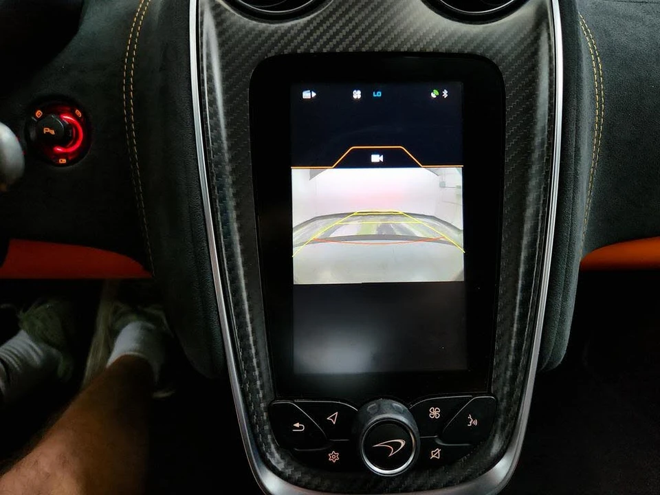 2017 McLaren 570S - Image 19 of 31