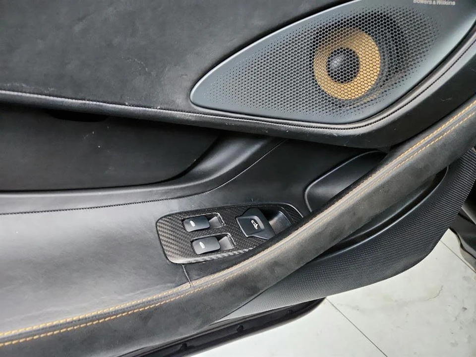 2017 McLaren 570S - Image 21 of 31