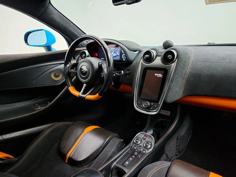 2017 McLaren 570S - Image 23 of 31