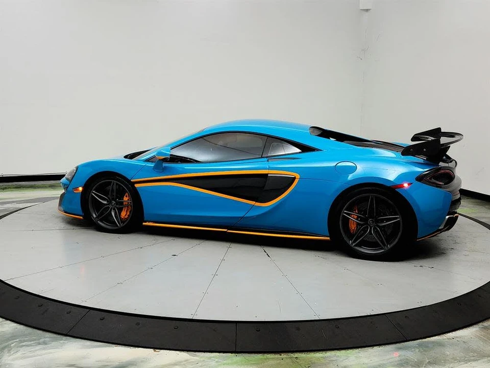 2017 McLaren 570S - Image 8 of 31