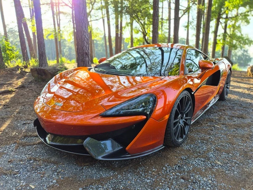 2017 McLaren 570S - Image 2 of 31