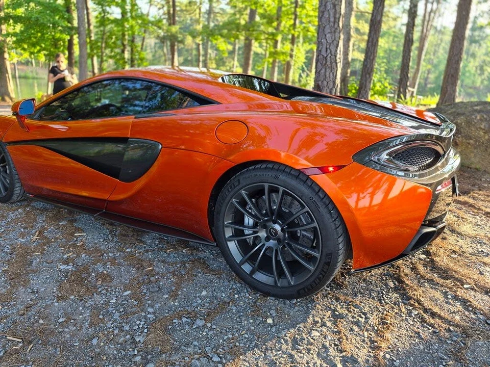 2017 McLaren 570S - Image 11 of 31