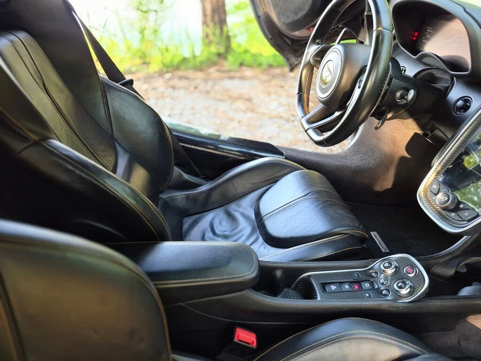 2017 McLaren 570S - Image 31 of 31