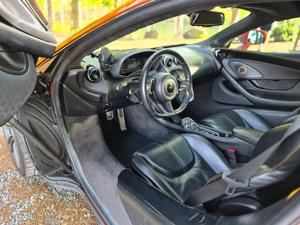 2017 McLaren 570S - Image 19 of 31