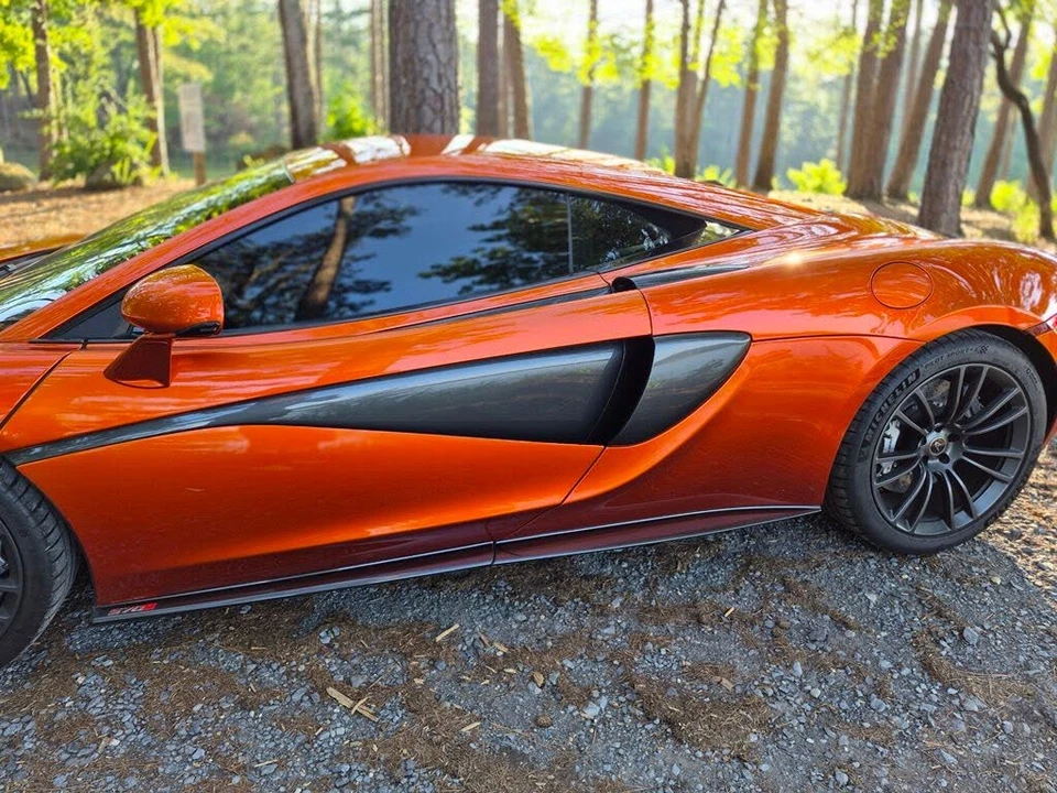 2017 McLaren 570S - Image 8 of 31