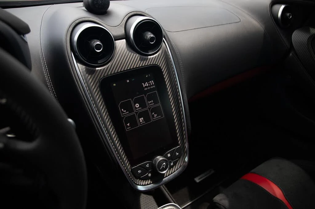 2017 McLaren 570S - Image 9 of 14