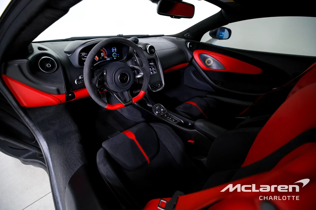 2017 McLaren 570S - Image 13 of 30