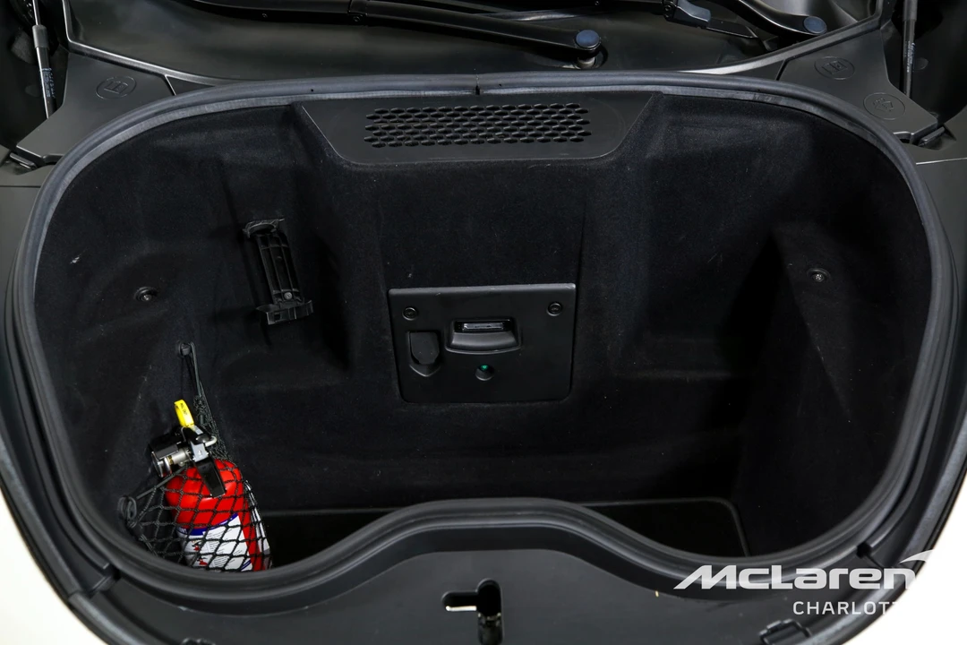 2017 McLaren 570S - Image 17 of 30