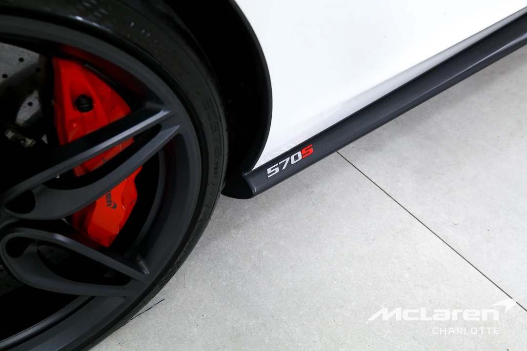 2017 McLaren 570S - Image 29 of 30