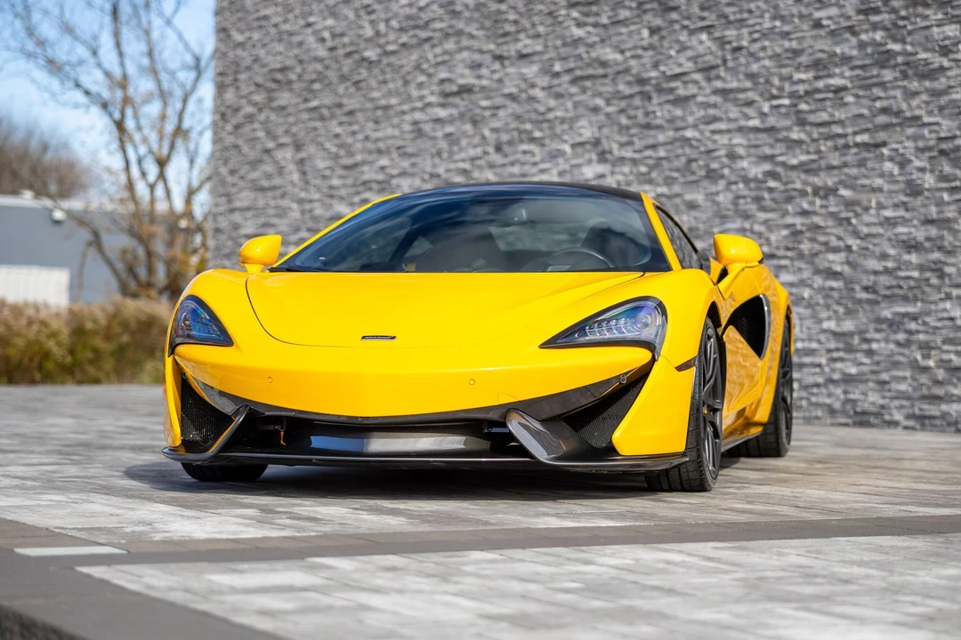 2017 McLaren 570S - Image 6 of 21