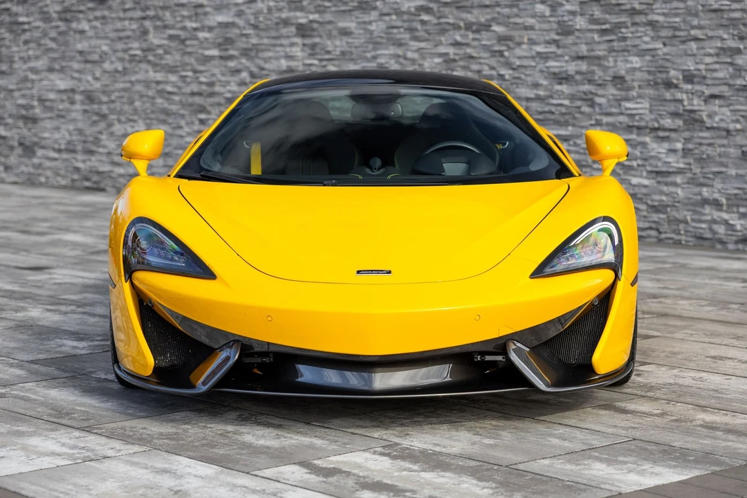 2017 McLaren 570S - Image 7 of 21