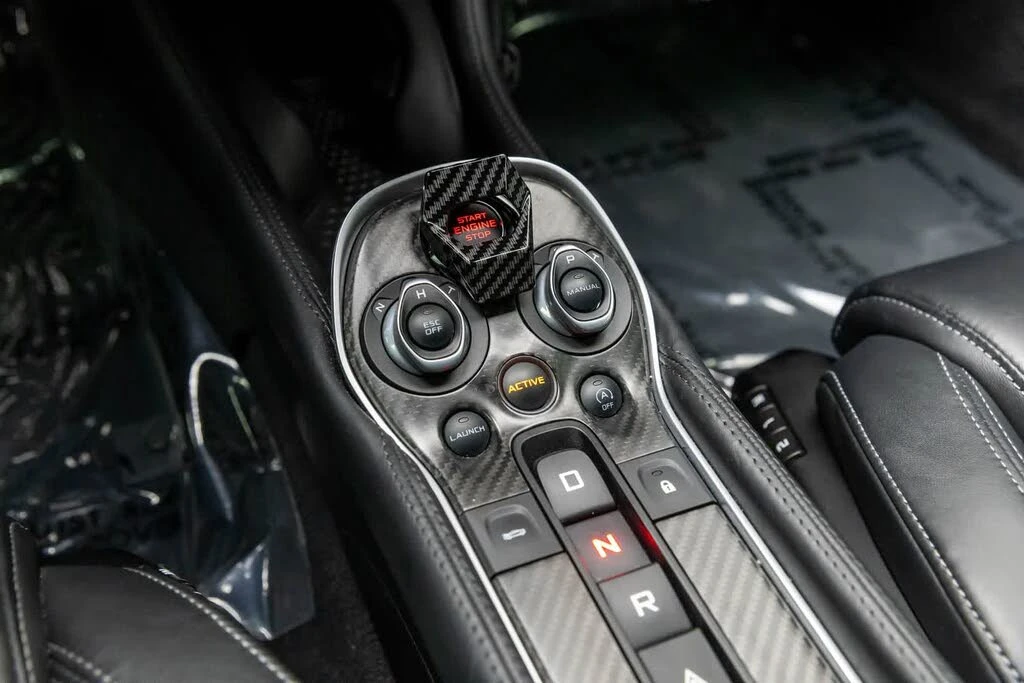 2017 McLaren 570S - Image 15 of 31