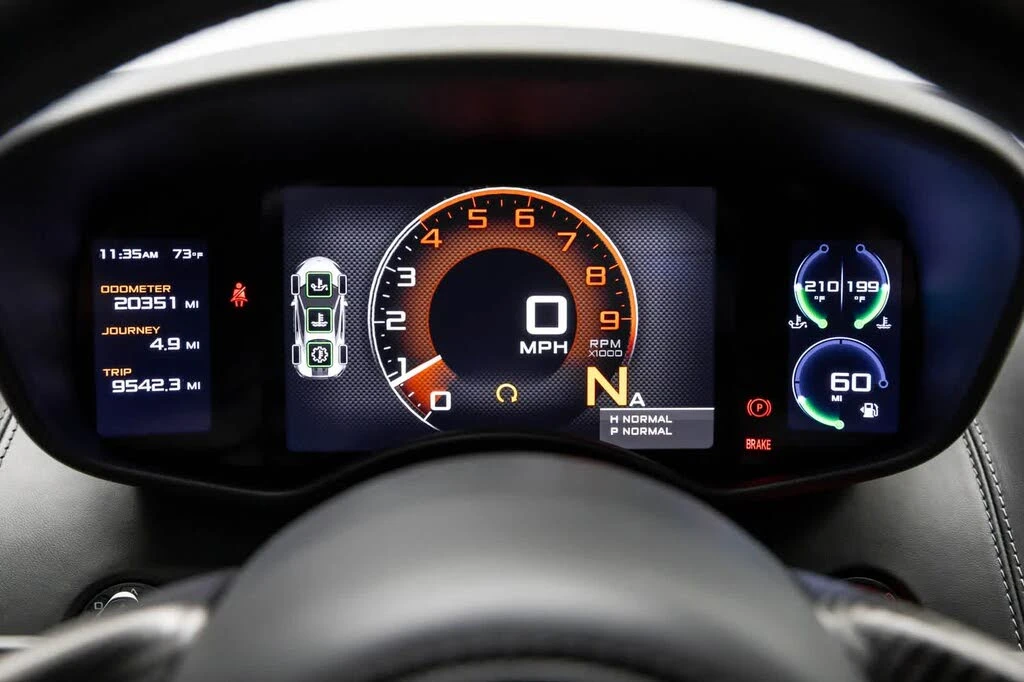 2017 McLaren 570S - Image 16 of 31