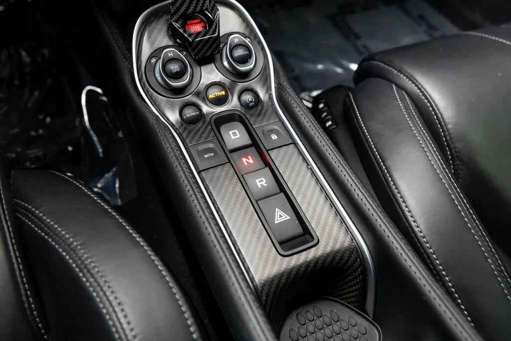 2017 McLaren 570S - Image 30 of 31