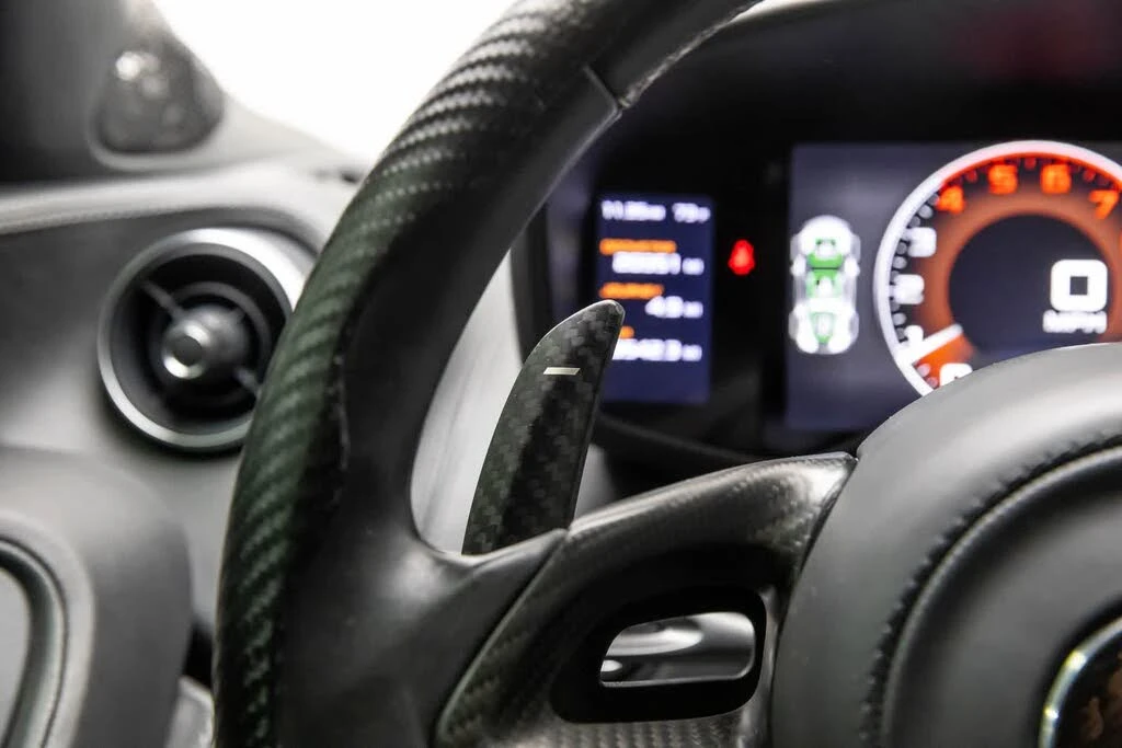 2017 McLaren 570S - Image 25 of 31