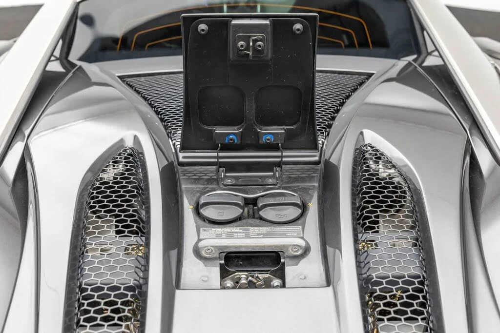 2017 McLaren 570S - Image 9 of 31