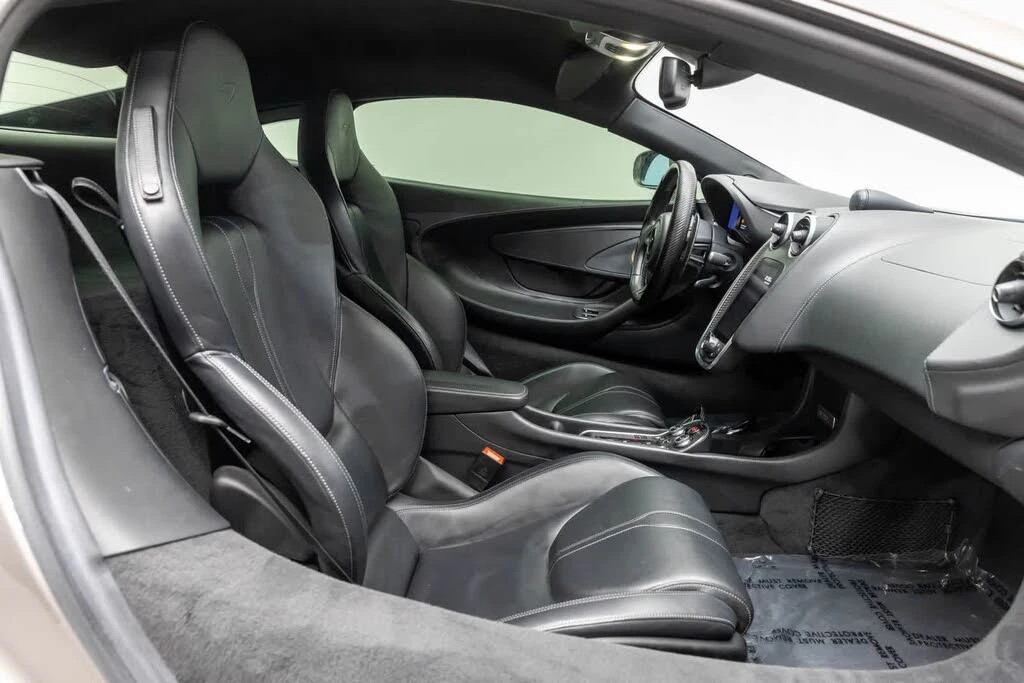 2017 McLaren 570S - Image 12 of 31