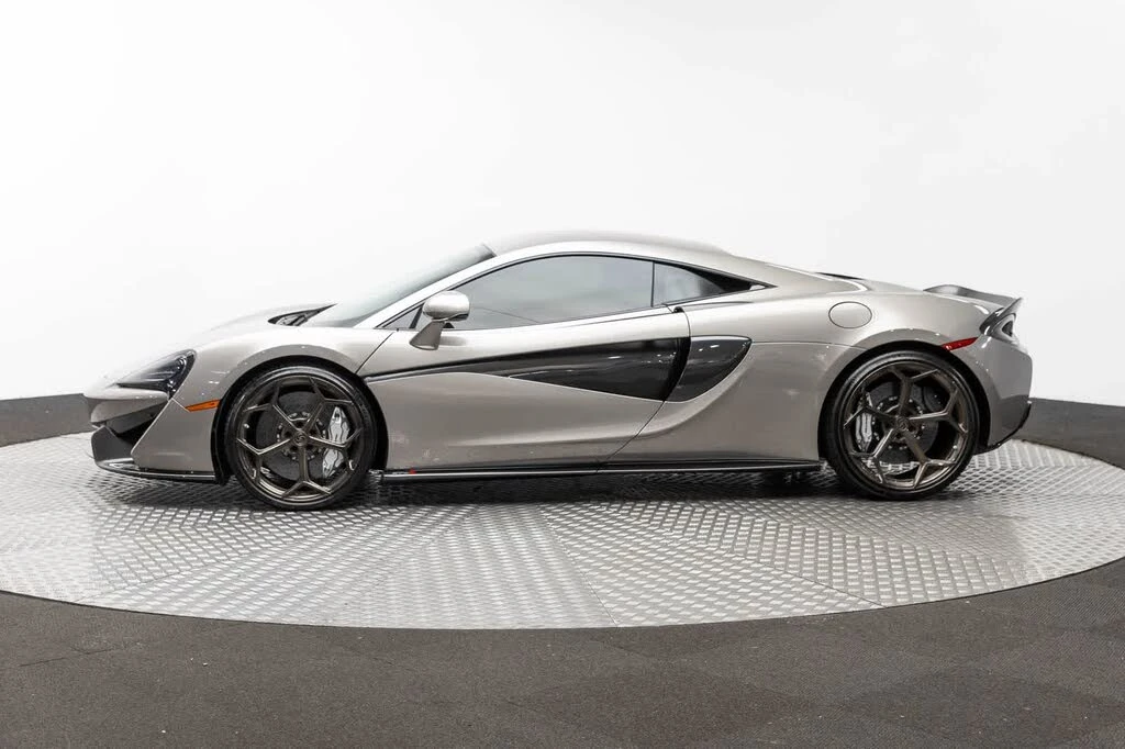 2017 McLaren 570S - Image 3 of 31