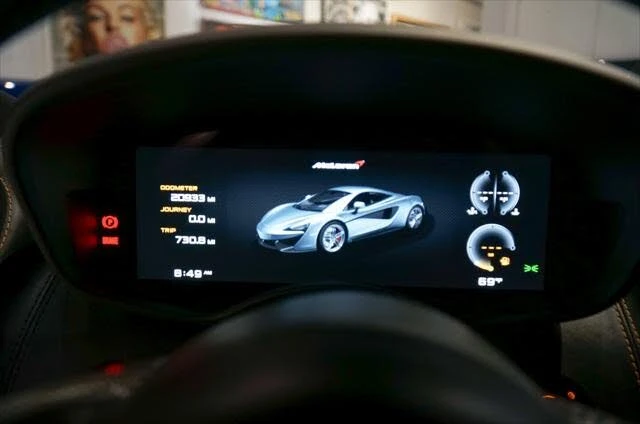 2017 McLaren 570S - Image 15 of 18