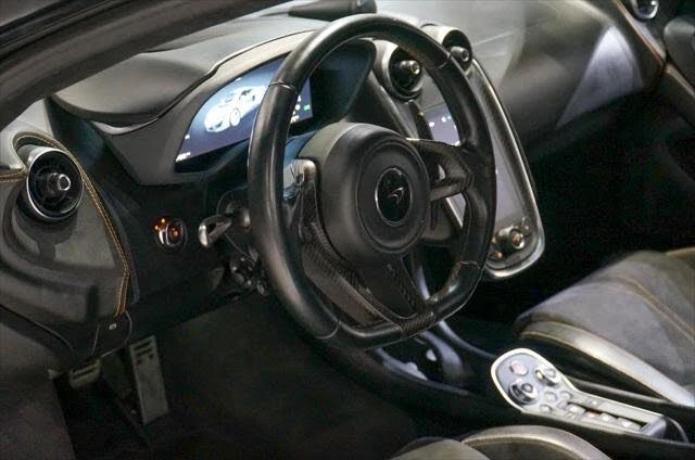 2017 McLaren 570S - Image 13 of 18