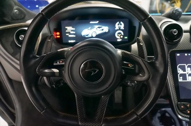 2017 McLaren 570S - Image 14 of 18