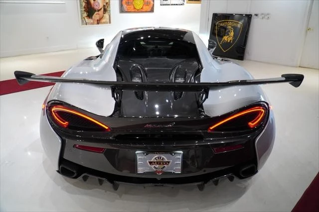 2017 McLaren 570S - Image 6 of 18