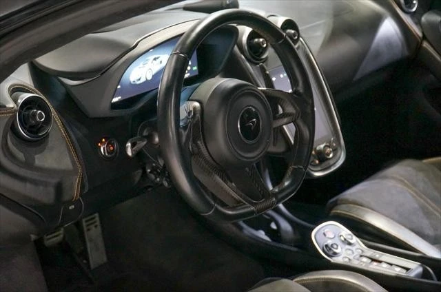 2017 McLaren 570S - Image 13 of 18