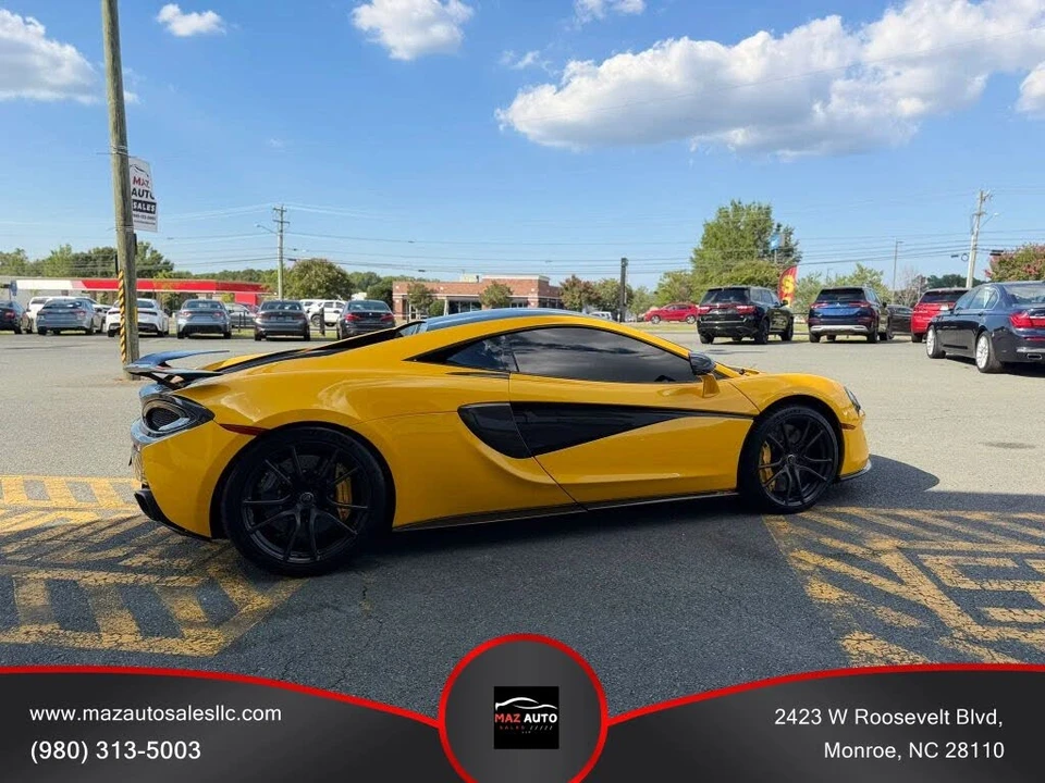 2017 McLaren 570S - Image 4 of 17