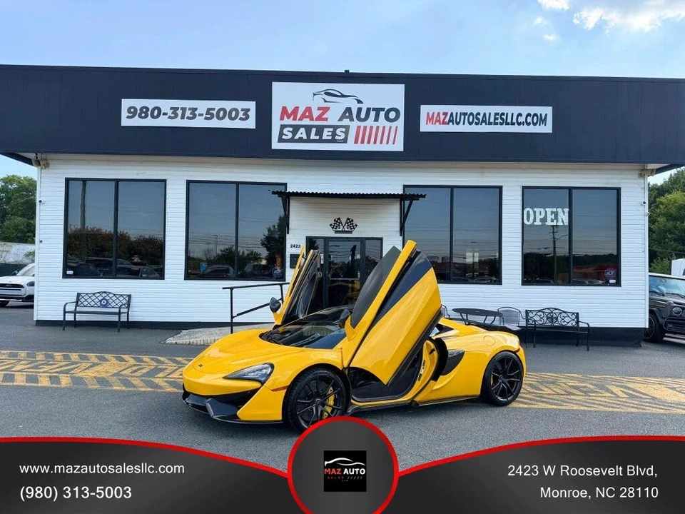 2017 McLaren 570S - Image 11 of 17