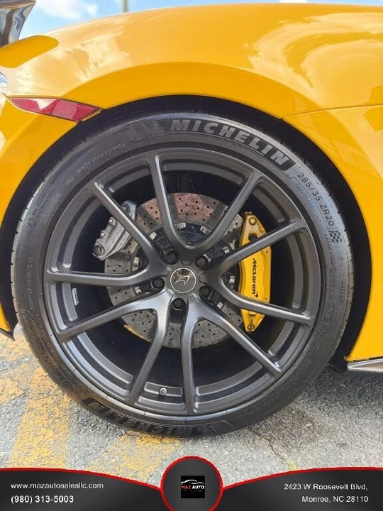 2017 McLaren 570S - Image 10 of 17