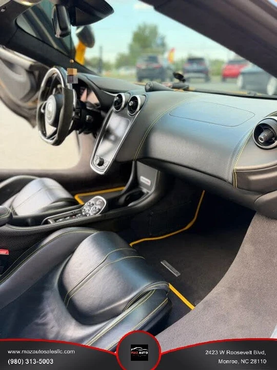 2017 McLaren 570S - Image 14 of 17
