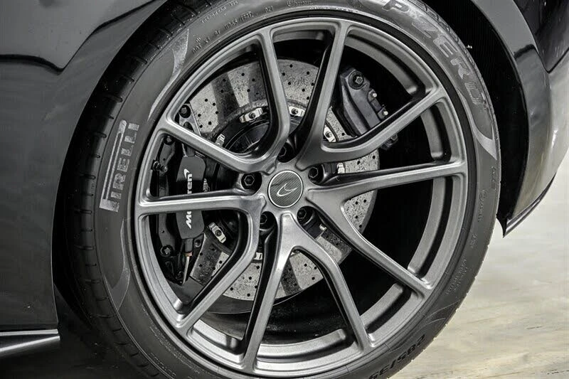2017 McLaren 570S - Image 14 of 31