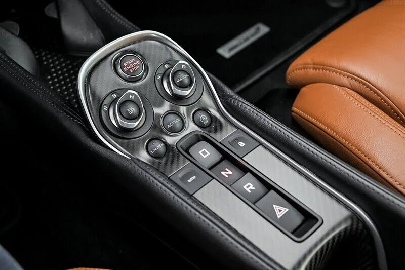 2017 McLaren 570S - Image 31 of 31