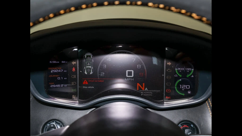 2017 McLaren 570S - Image 22 of 31
