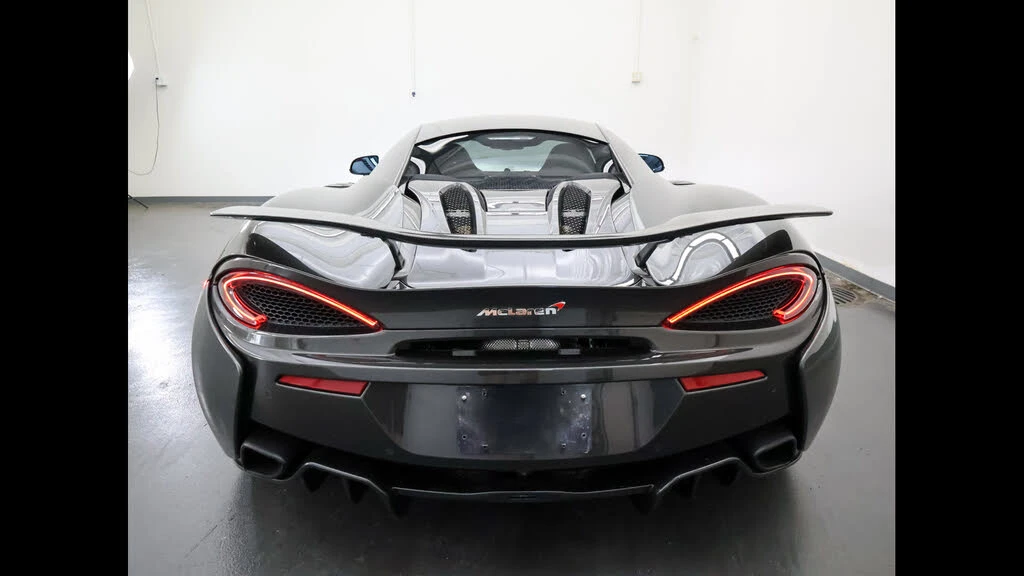 2017 McLaren 570S - Image 4 of 31