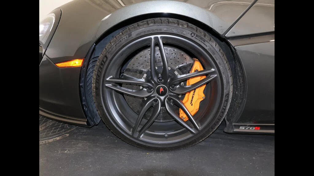 2017 McLaren 570S - Image 30 of 31