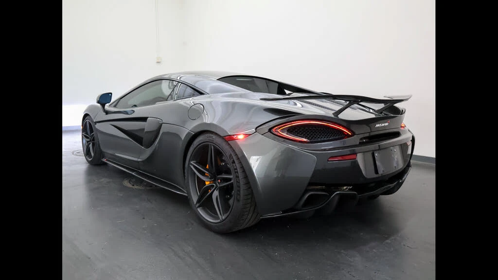 2017 McLaren 570S - Image 5 of 31