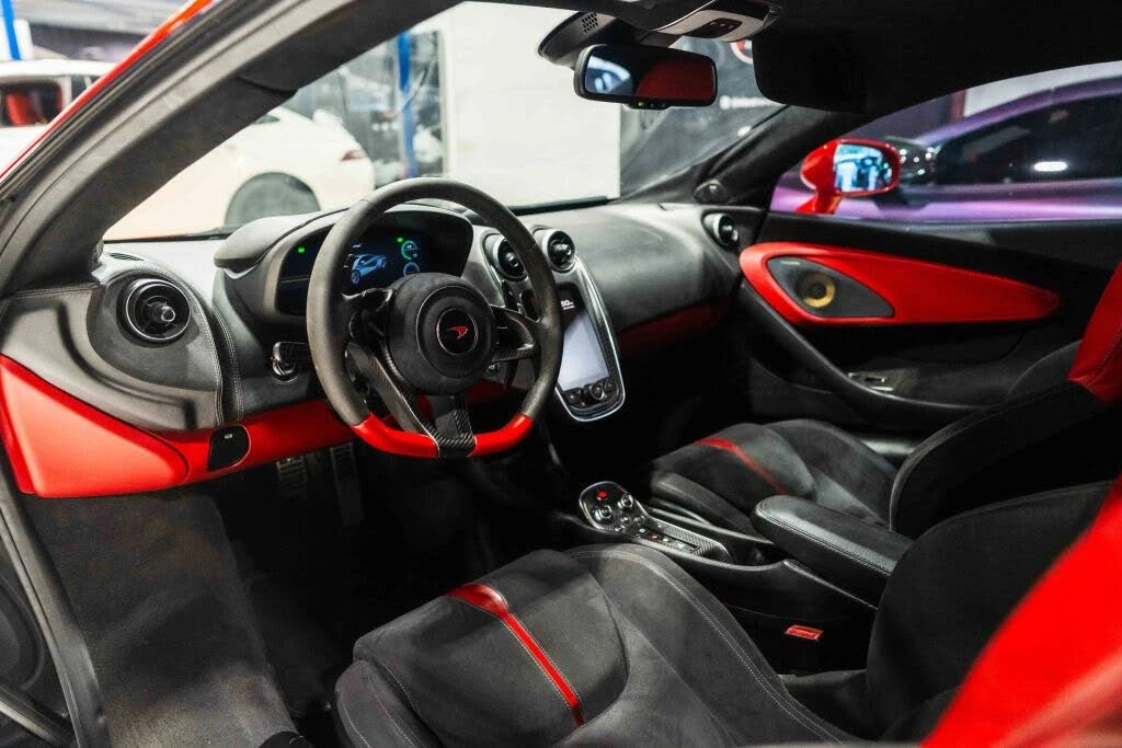 2017 McLaren 570S - Image 13 of 23