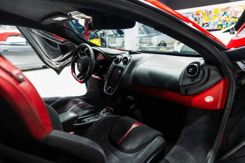 2017 McLaren 570S - Image 20 of 23