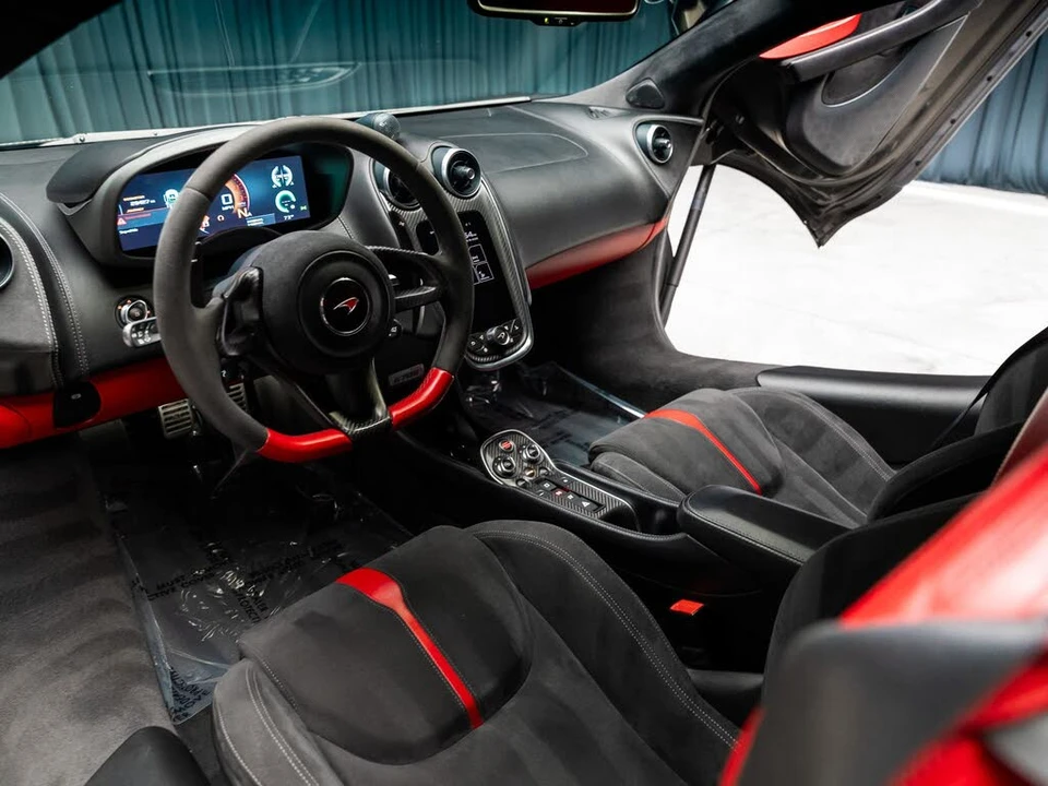2017 McLaren 570S - Image 4 of 31