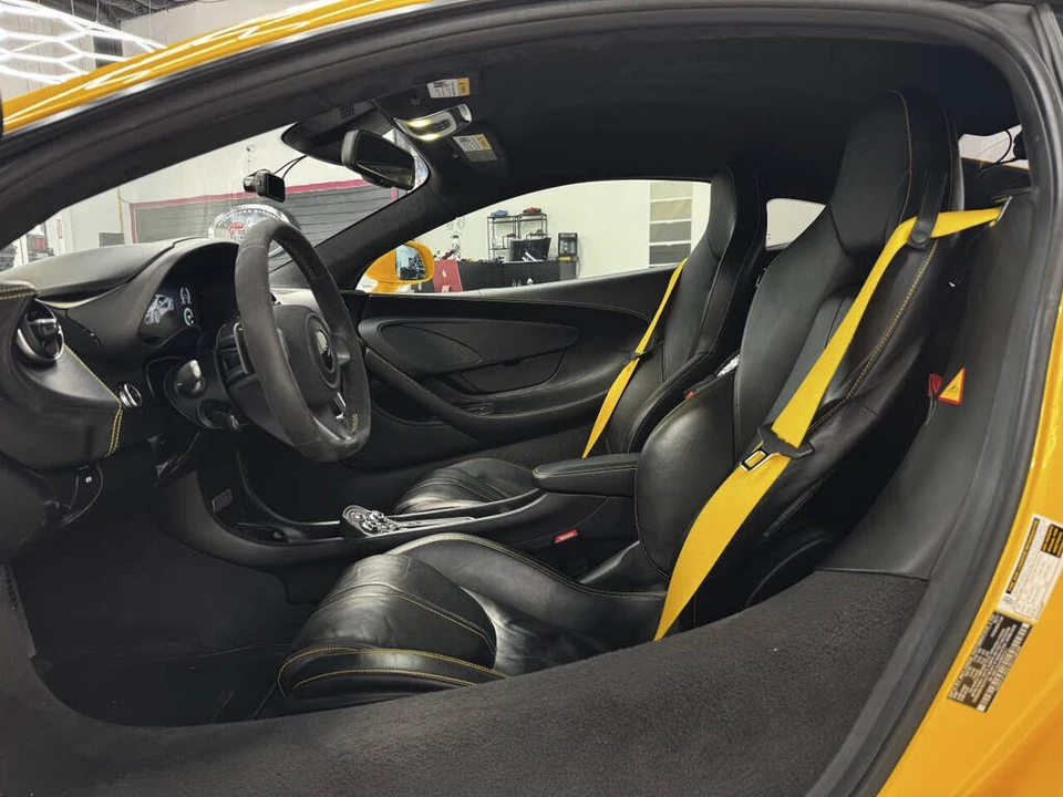 2017 McLaren 570S - Image 14 of 15