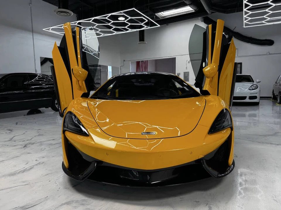 2017 McLaren 570S - Image 3 of 15
