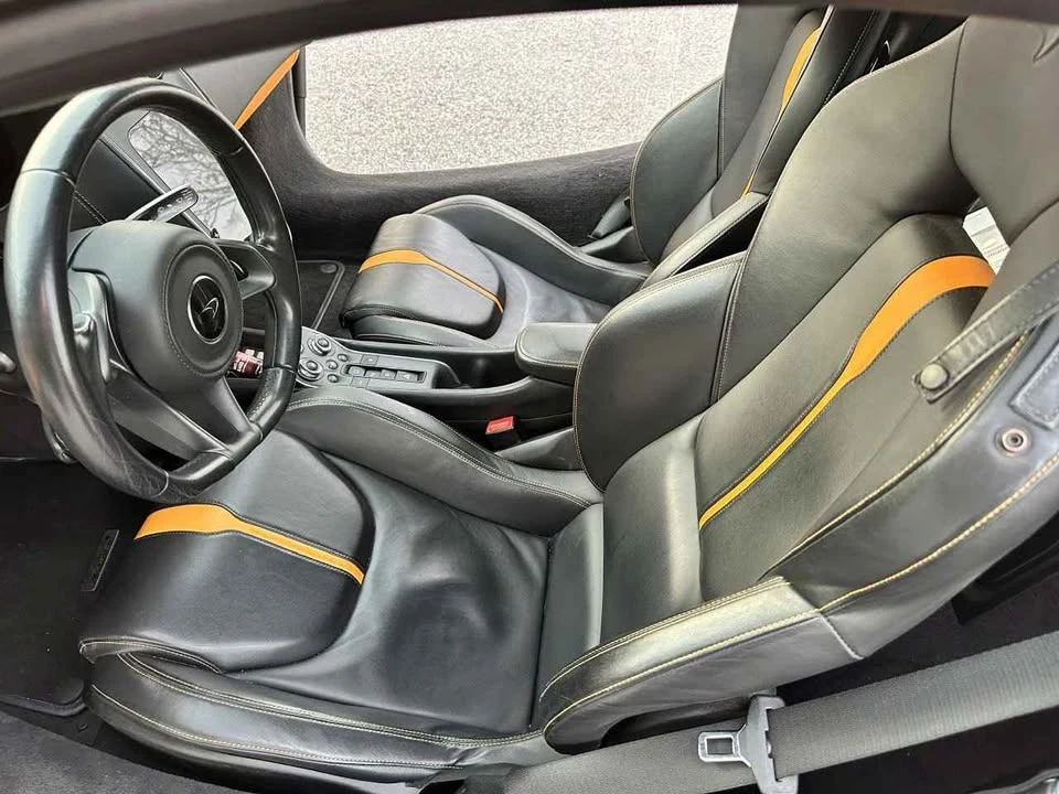 2017 McLaren 570S - Image 8 of 10
