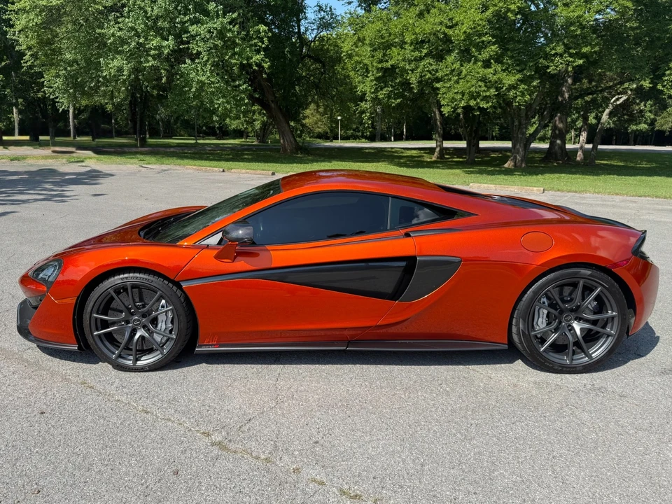 2017 McLaren 570S - Image 13 of 21