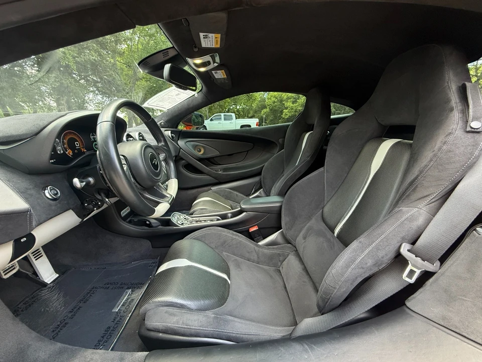 2017 McLaren 570S - Image 20 of 21