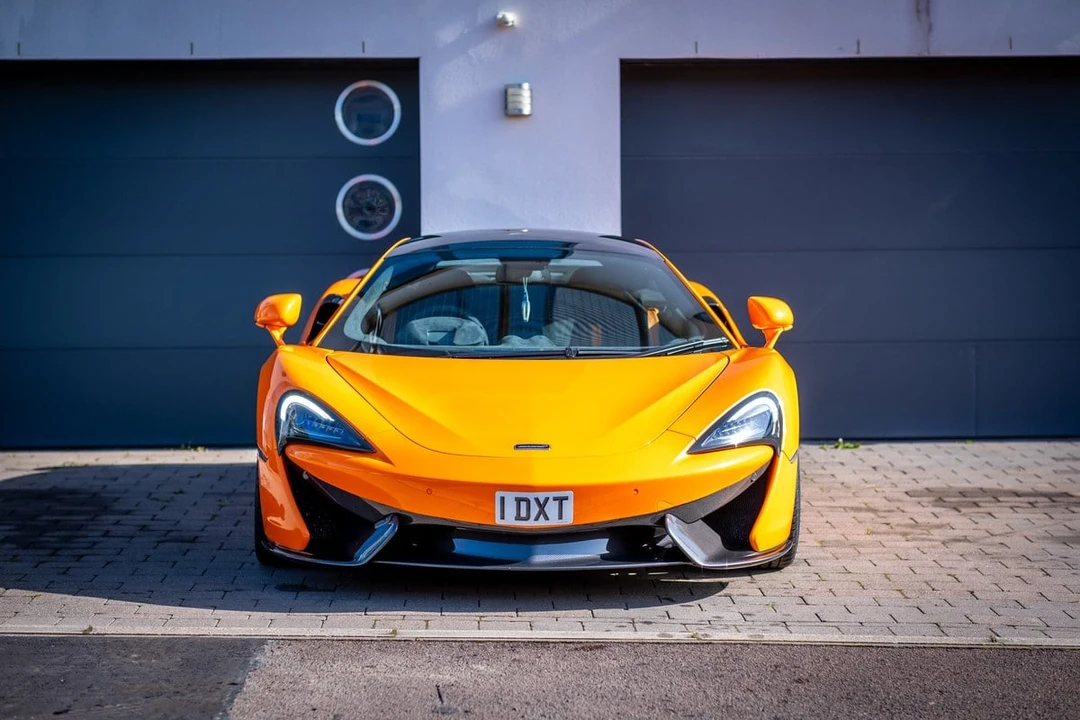 2017 McLaren 570S - Image 11 of 31