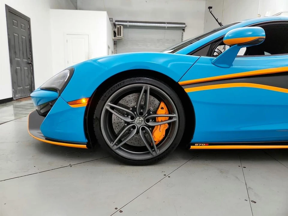 2017 McLaren 570S - Image 26 of 31