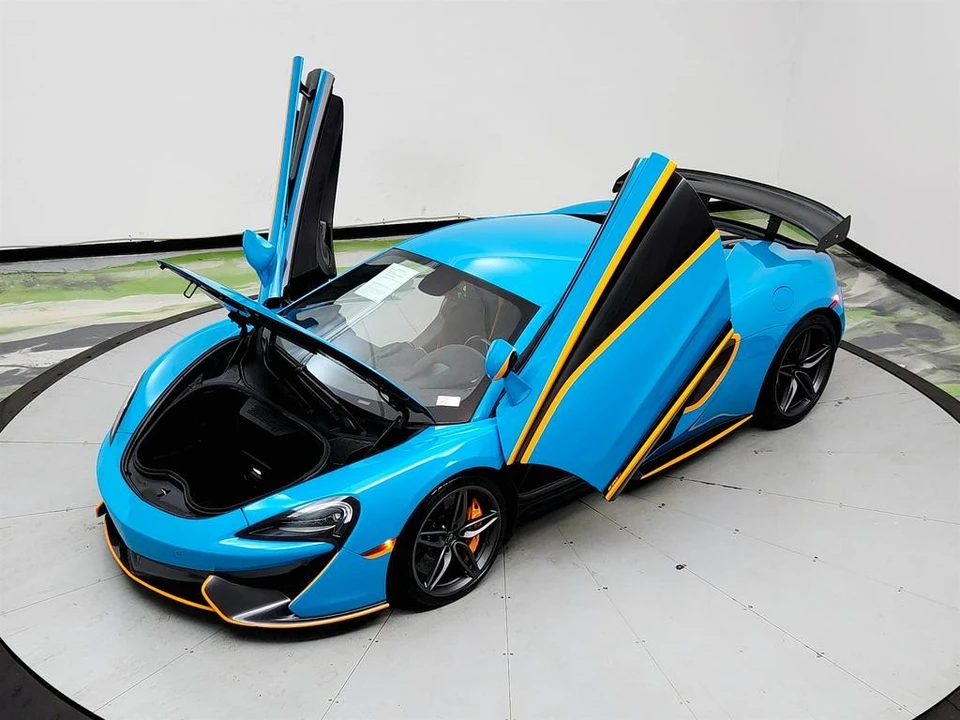 2017 McLaren 570S - Image 31 of 31