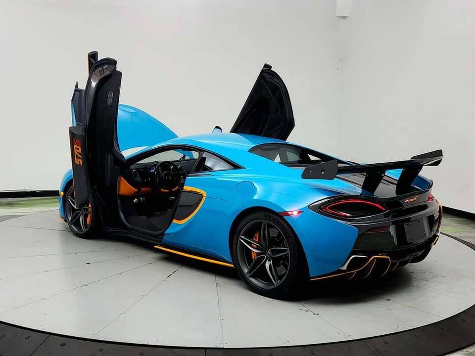 2017 McLaren 570S - Image 12 of 31