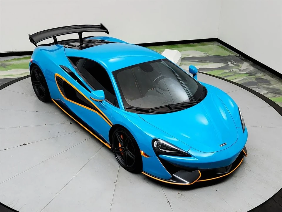 2017 McLaren 570S - Image 28 of 31